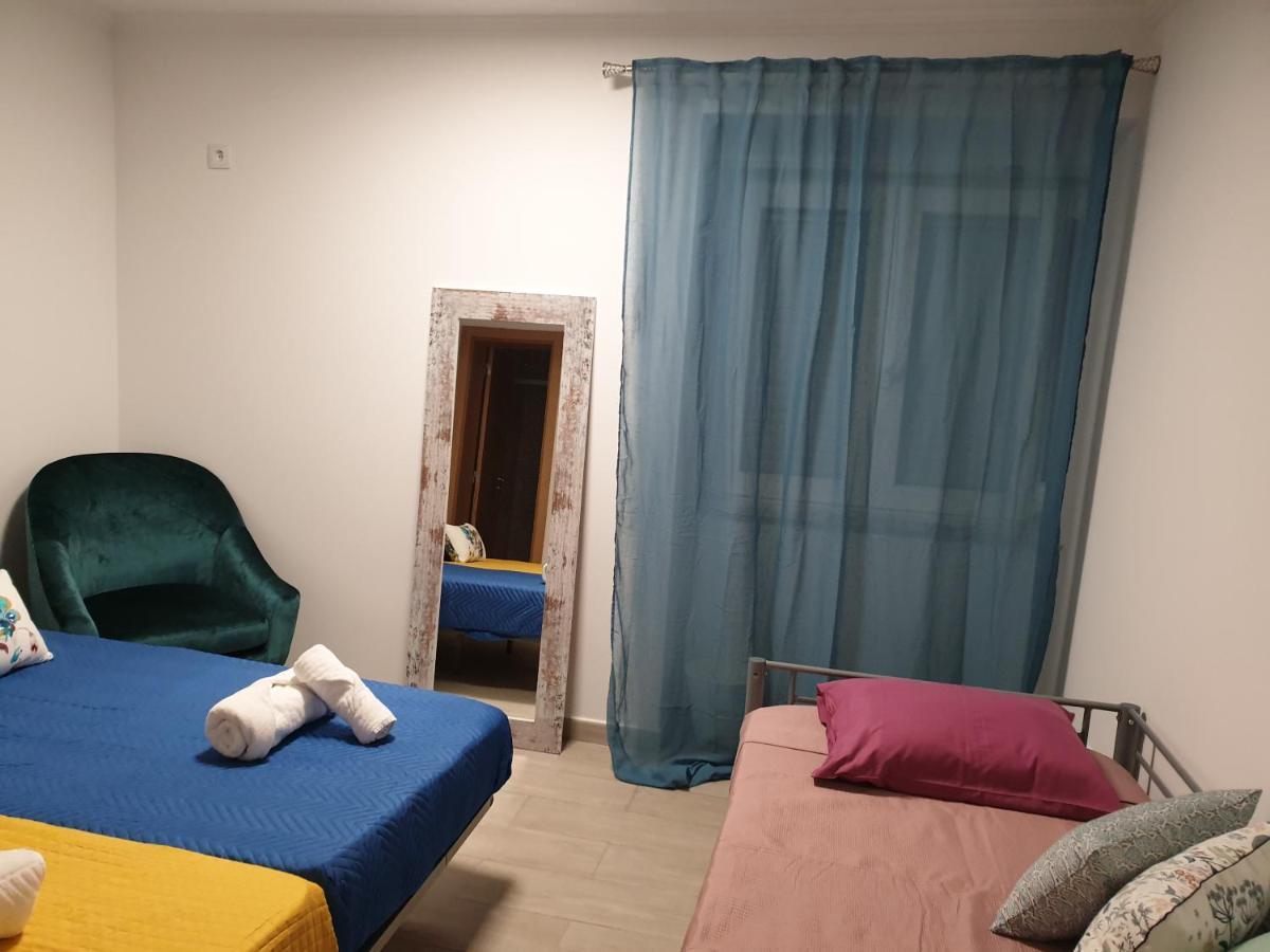 Terminal 4 Hostal Lisboa