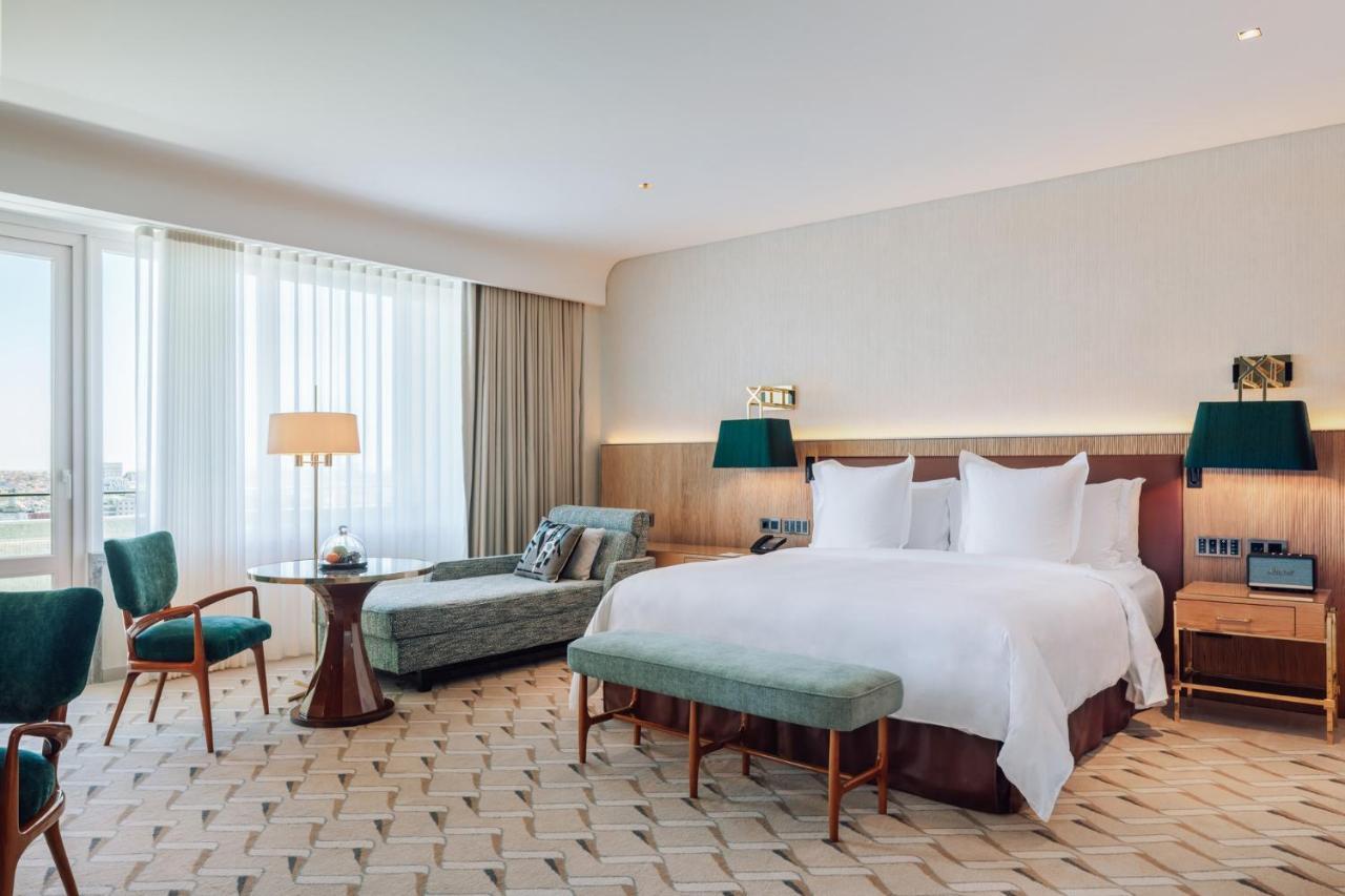Four Seasons Ritz