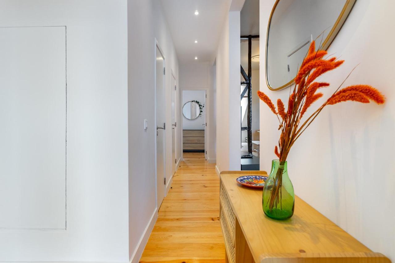 Whome Riverside View 2-bed For Remote Workers & Digital Nomads Lisboa