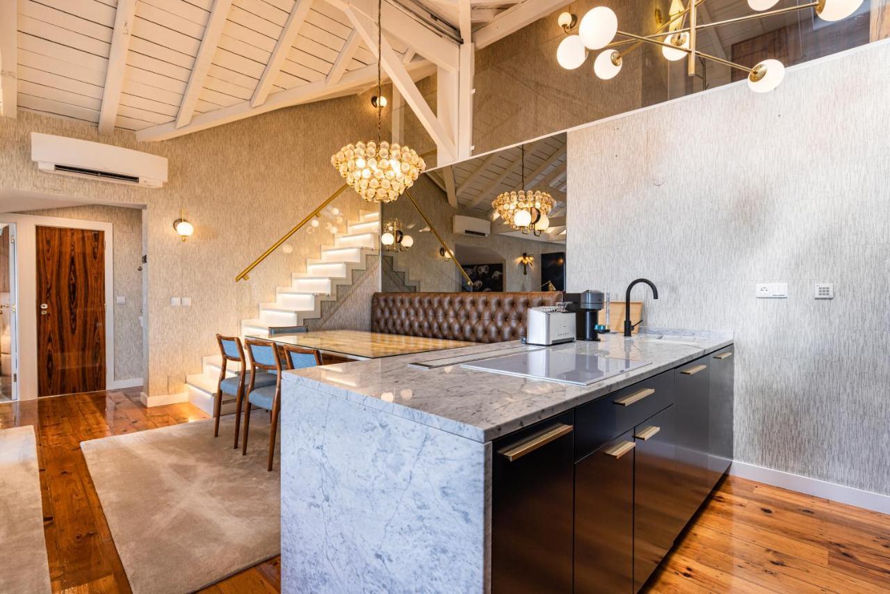 Apartamento Luxury Duplex W/ River View By Lovelystay
