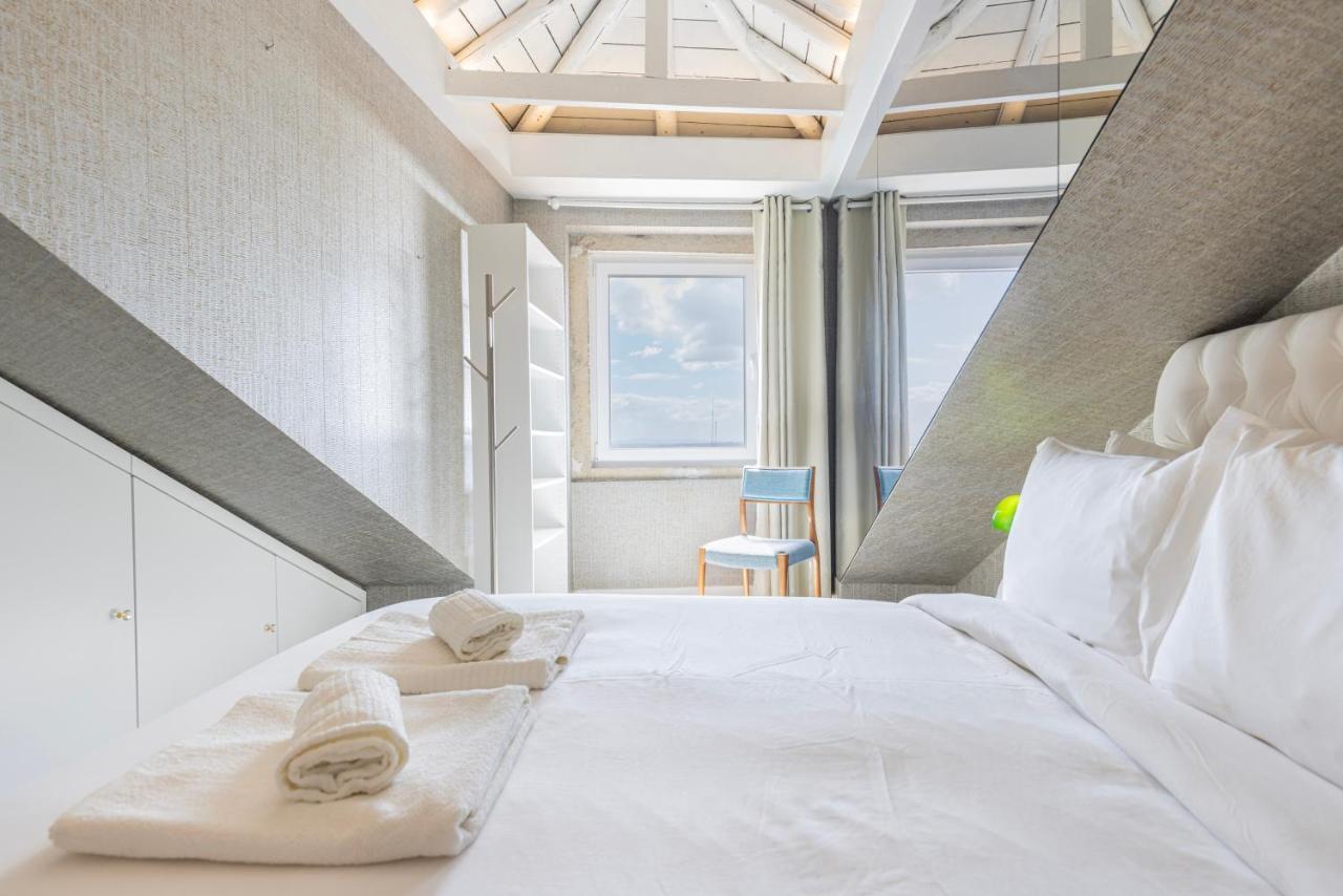 Luxury Duplex W/ River View By Lovelystay Lisboa