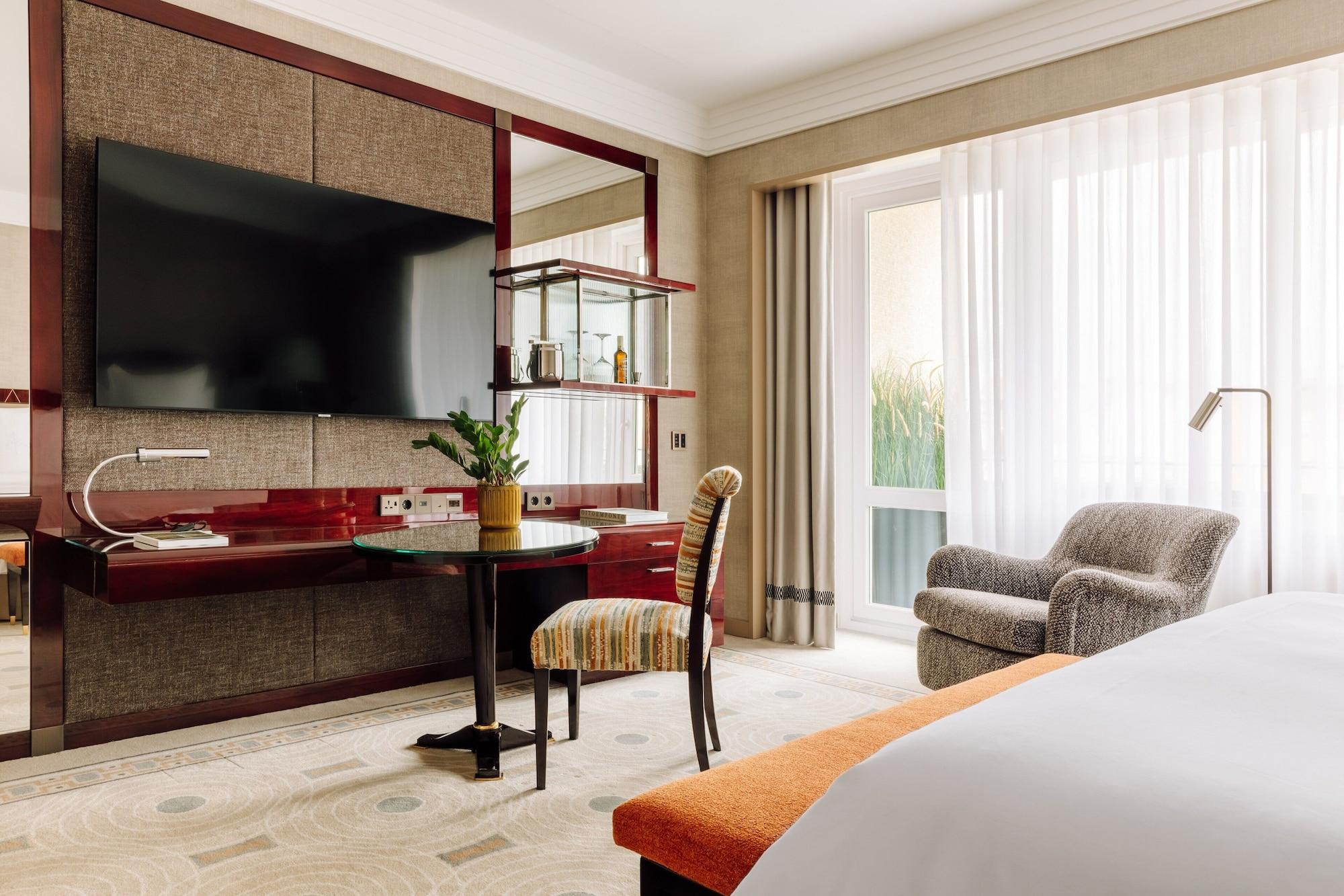 Four Seasons Ritz 5*