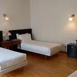 Fado Bed&Breakfast - Santos