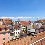 32 Top - Center Of Lisbon Duplex Apartment, Barrio Alto