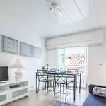 Inloveapartments - Typical Portuguese Tiles