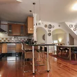 Grand Parliament Duplex By Homing