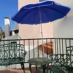 Moderno Apartamento em Bairro típico Lisboeta