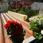 My Fair Lisbon - Santos Duplex Apartment