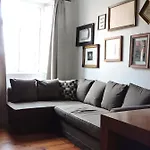 Cosy Apartment In The Heart Of Lisbon