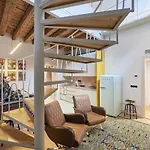 Cais Urban Lodge