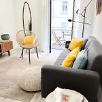 FLH Marquês Pombal Flat with Balcony