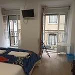Martim Moniz 28 Guest House