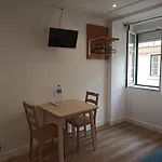Martim Moniz 28 Guest House