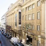 Urban Chic-Chiado Pantone Studio