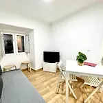 Apartments Center Alfama