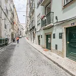 Golden Cage Chiado - Charm Historic And Cozy