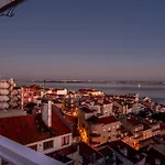 T1 Oasis With Amazing Terrace