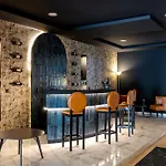 Bossa & Bed Hostel