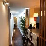 Avenida Cozy Apartment