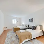 Fornos Deluxe Apartments