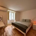 Privade Room In Baixa With Private Bathroom