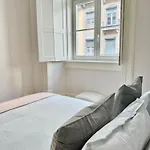 Quarto Privativo Com Banheiro Exclusivo Fora Do Quarto