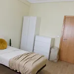 Lisbon Key Hub - Rooms 1-5
