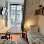 Estrela Charming Rooms 2 By Host-Point