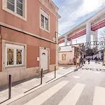Guestready - Colourful And Modern Lxfactory