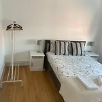 Quarto Moscavide