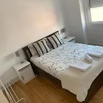 Quarto Moscavide