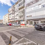 Guestready - Vibrant 2Br Apartment