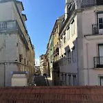 B2 Beautiful Sunny Loft Bairro Alto - Bica