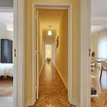 Studio Fuer 9 Personen Und 1 Kind In Lissabon, Regio De Lisboa Costa De Lisboa