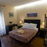Avenida Cozy Apartment