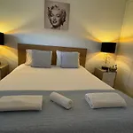 Airport Room