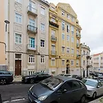 Old Style Fully Renewed And Spacious 3-Bed Apt