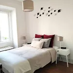 Bird\'S Nest Lisbon Apartment