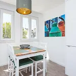 Designer Flats In Lapa By Lovelystay