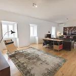 Lovelystay - Chic, Citrus Home - Private Garden