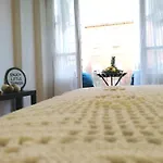 Natura Lisbon Guesthouse