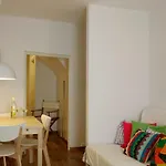 Salvador Apartment- Alfama