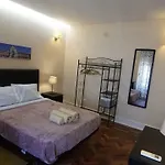 Avenida Great Apartment