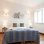 Alfama Modern Two-Bedroom Apartment W/ River View And Parking - By Lu Holidays