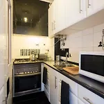 Ola Lisbon - Bairro Alto I