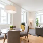 Flh Downtown Fantastic Flat