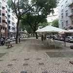 Center Garden Luxury Apartment