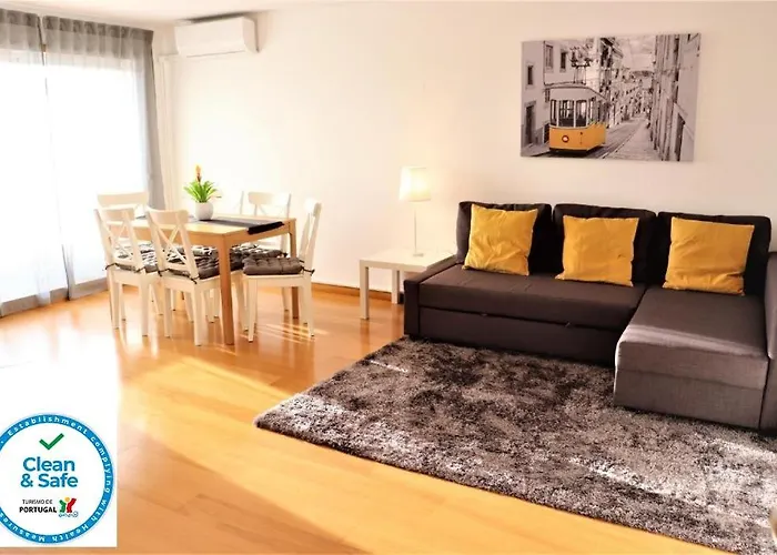 Lisbon Deluxe Apartment