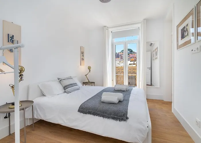 Modern Lisbon Apartments By Soulplaces