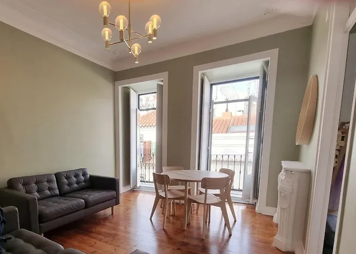 3 Bedroom Apt, Historical Center, Tagus River View